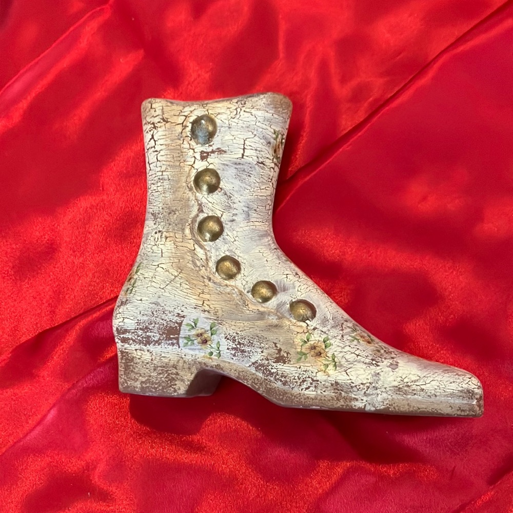 Vintage Pottery painted boot with small yellow flowers